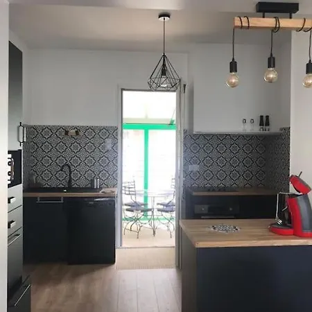 Casa de Férias Refaite à Neuf à 200 Mètres De La Plage Soulac-sur-Mer